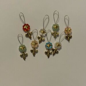Gold Bee knitting Stitch Markers Set